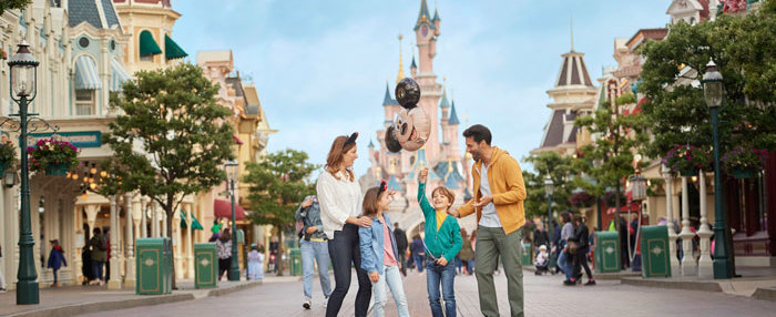 6 Reasons to Visit Disneyland® Paris in October 2019