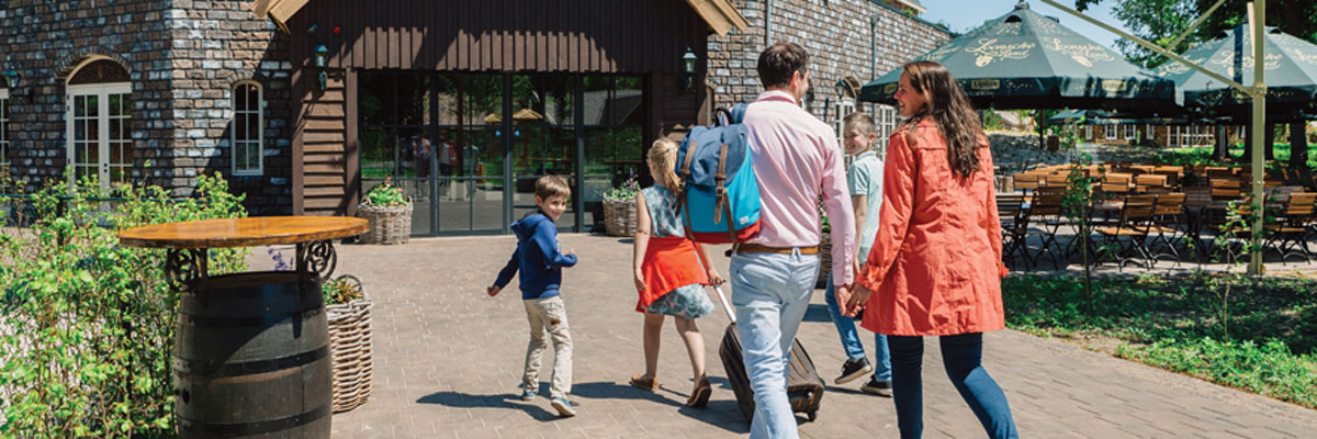 MagicBreaks location carousel banner