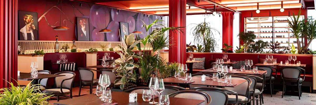 MagicBreaks Hotel Dining carousel banner