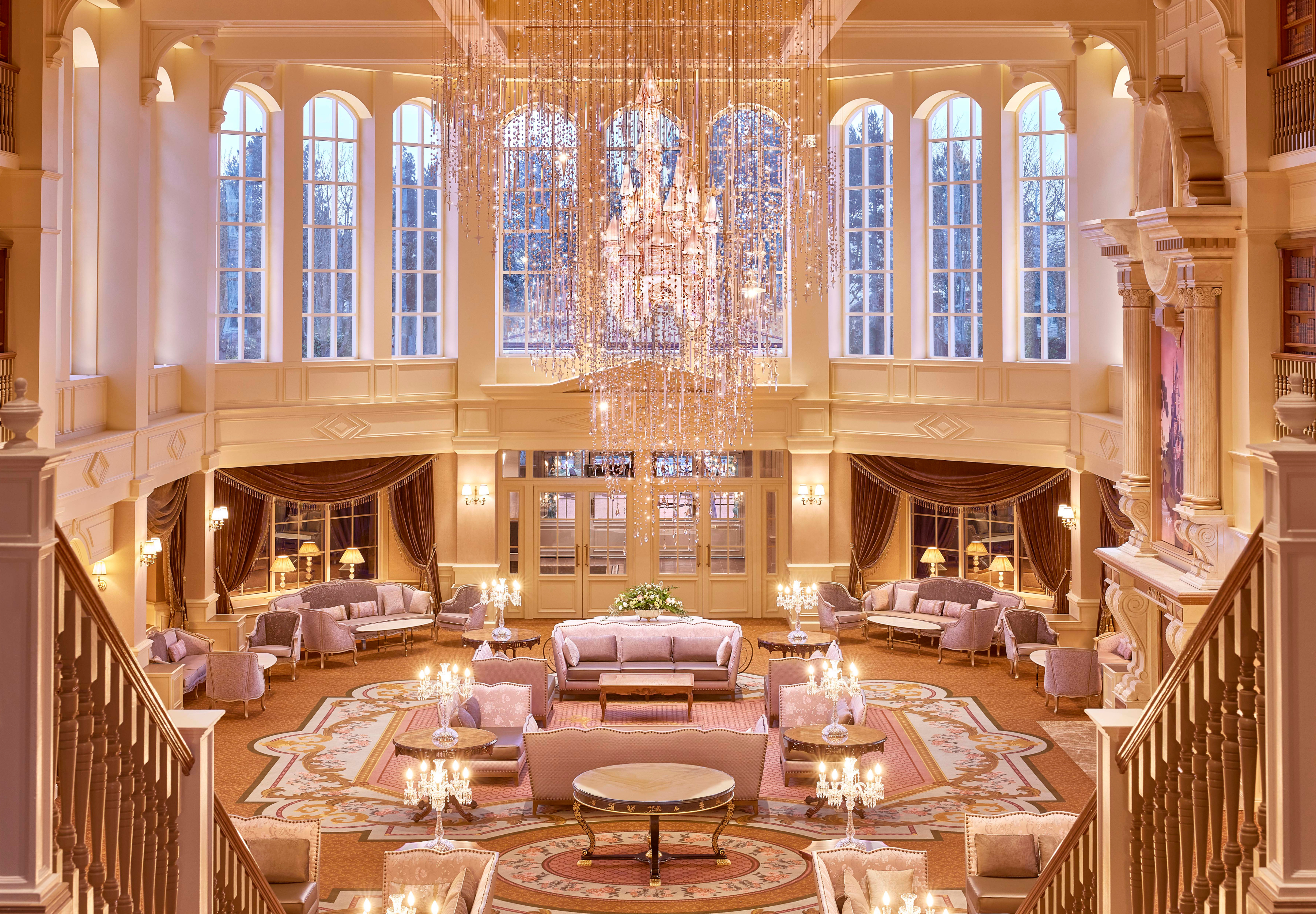 MagicBreaks Hotel Disneyland® carousel banner