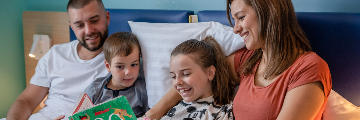 MagicBreaks Hotel Reviews carousel banner