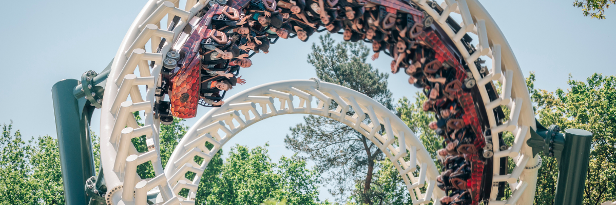 MagicBreaks avión carousel banner