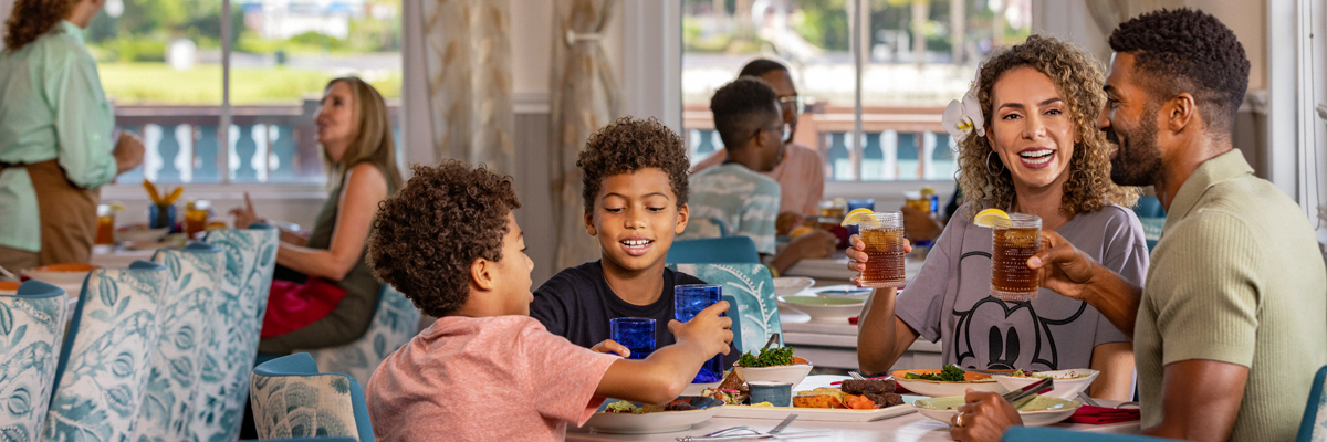 MagicBreaks Dining carousel banner
